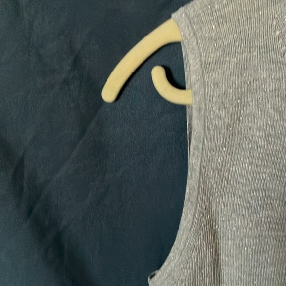 Banana Republic: Silver Sparkle Turtleneck Sweater Tank Top- M - Picture 8 of 16